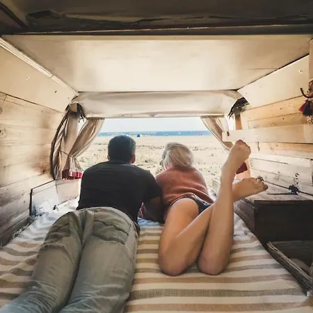 Tommy, A '77 Vw Bay Stylish *